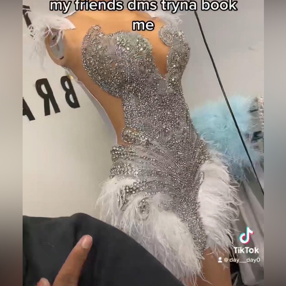 A Very Elegant Event Dress